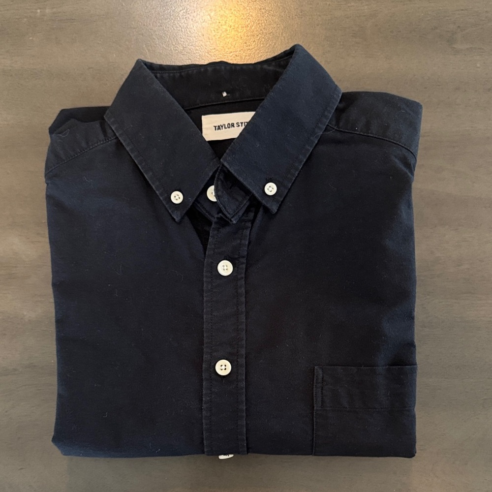 Taylor Stitch Men's Black Button Down Shirt